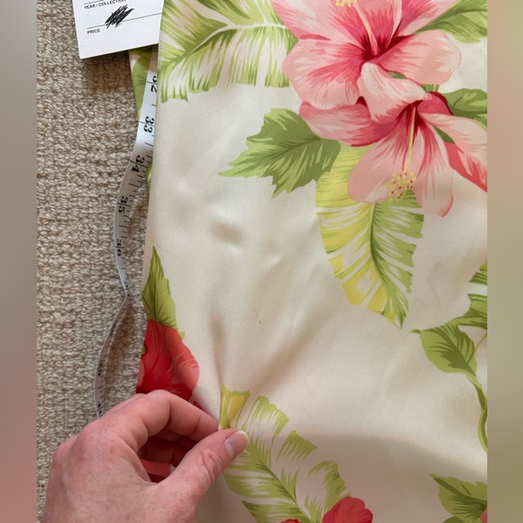 Oscar de la Renta Hibiscus Caftan- Rockefeller owned - Picture 8 of 9